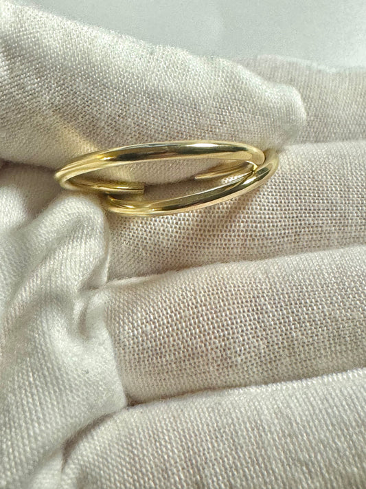 #311 Boucles d’oreilles anneaux unis en or 10K