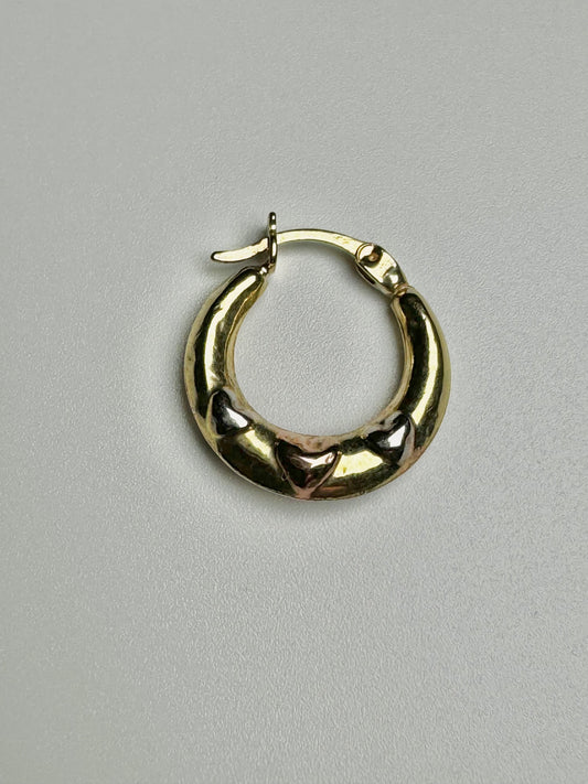 #302 Petite boucles d’oreilles avec cœur trois couleurs en or 10k