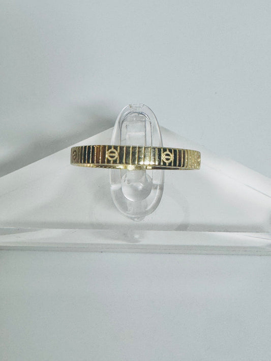 #212 bague lignée avec cercle en or 10k