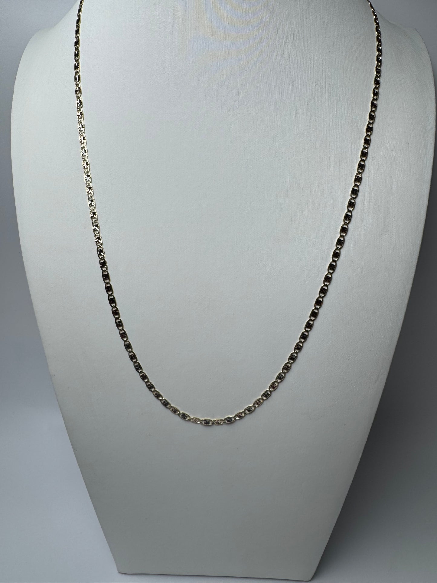 Chaîne étoilée coupe diamantée 2 mm trois couleurs en or 10k