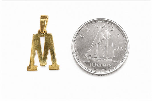 #452 Pendentif lettre M uni or 10k