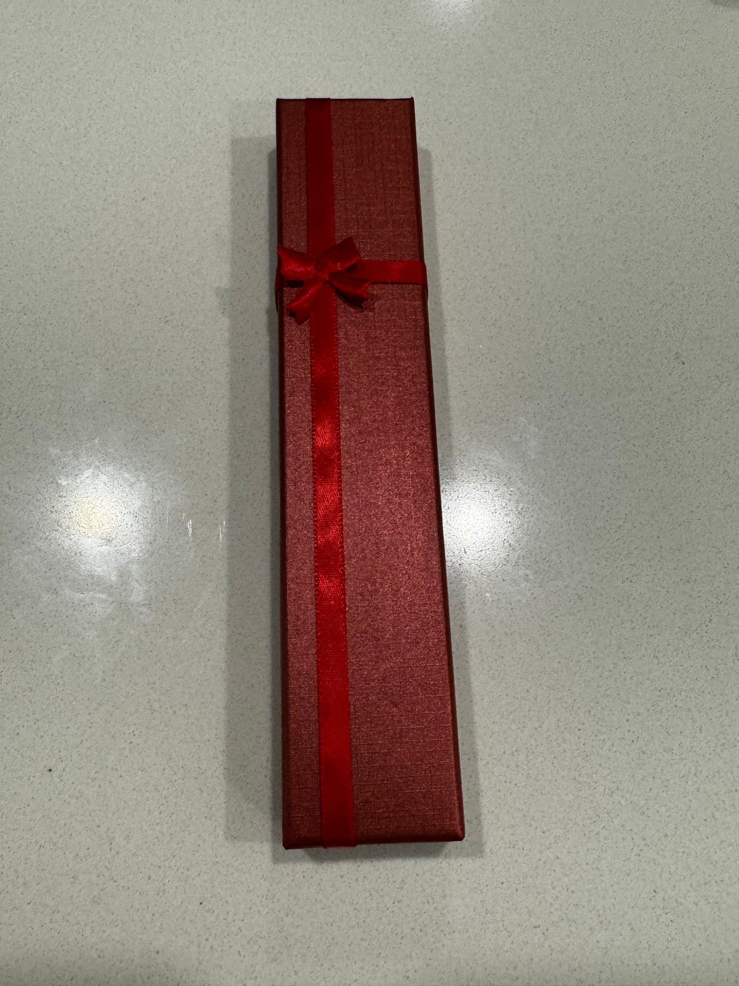 Rectangular gift box