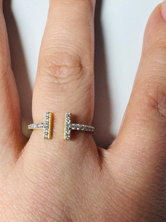 #201 bague double T avec zircon en or 10k