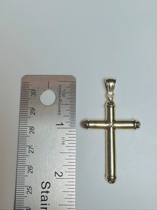 #425 pendentif grande croix bombée unie en or 10k