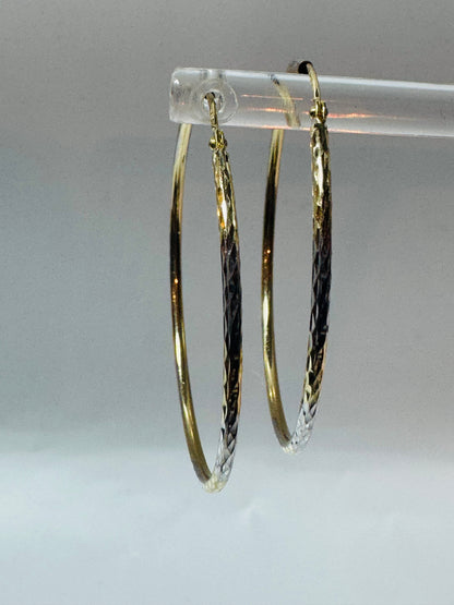 #322 boucles d’oreilles anneaux coupe diamantée 3,5cm en or 10k