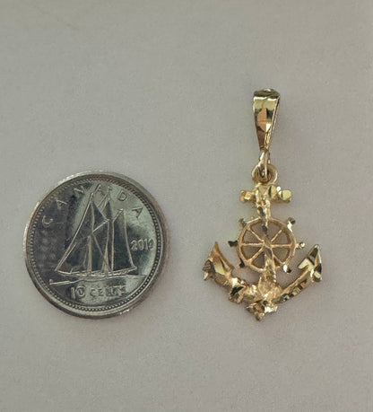 #464 pendentif ancre de bateau avec gouvernail en or 10k