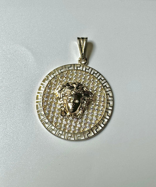 Pendentif médusa en or avec zircon