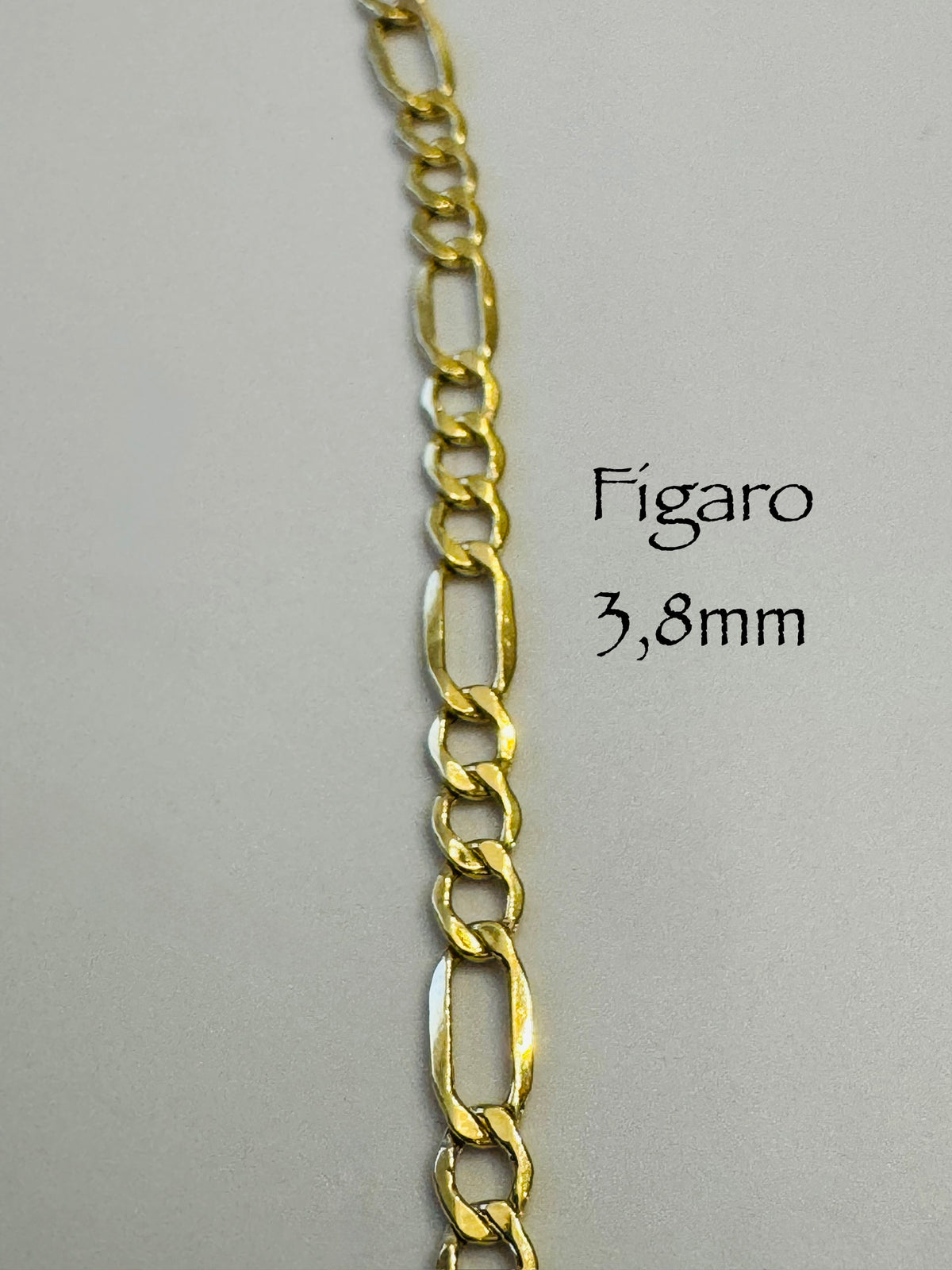 #115 Bracelet Figaro 3,8 mm en or 10k