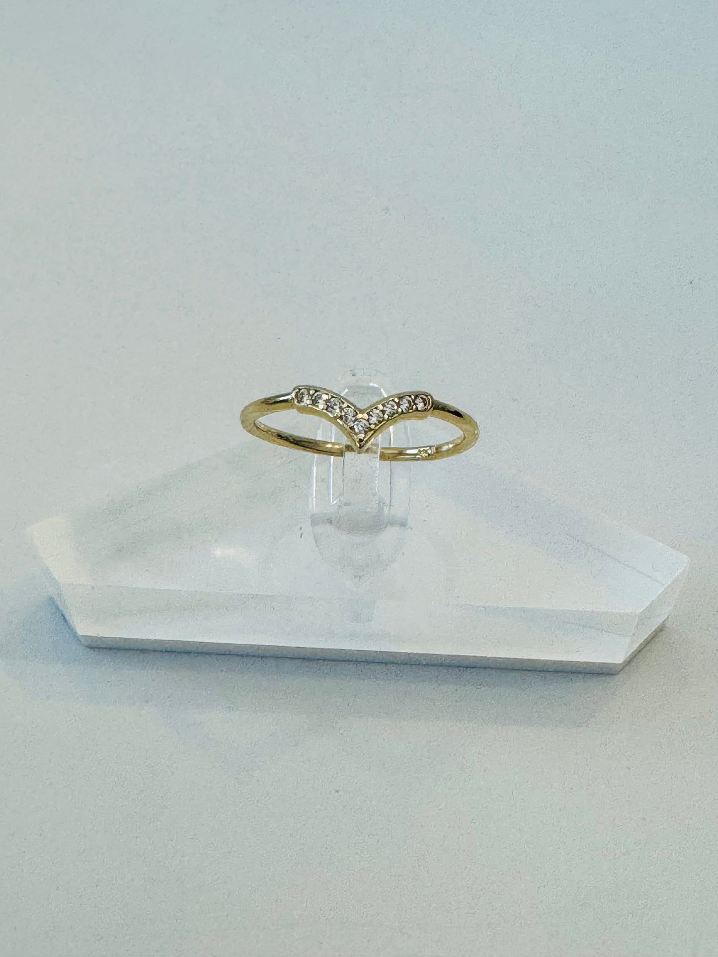 #206 bague en V en zircon en or 10k
