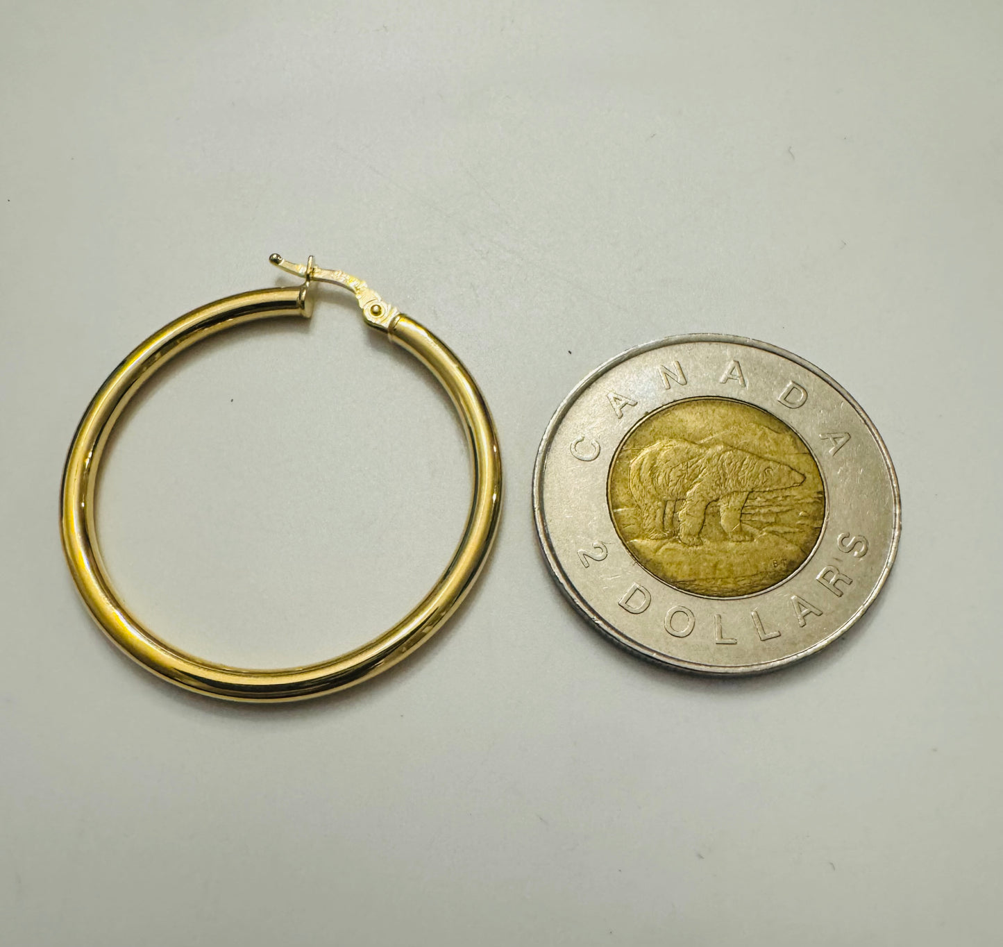 #324-326 boucles d’oreilles anneaux unies épaisseur 2,3mm en or 10k