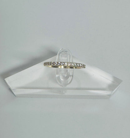 #214 bague semi-éternité de zircon en or 10k