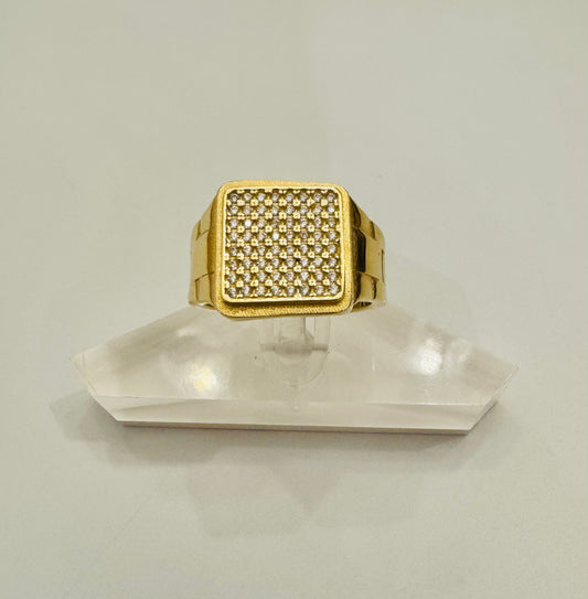 #202 Bague carrée de zircon en or 10k