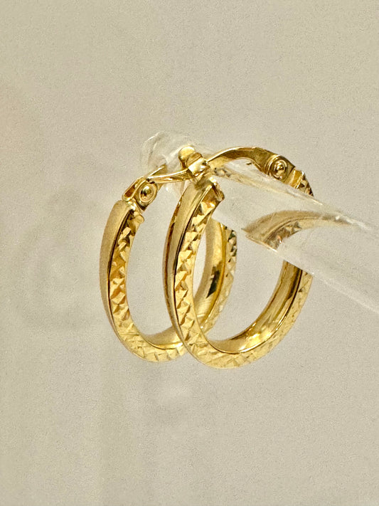 #318 Oval hoop earrings with 10k gold engraving