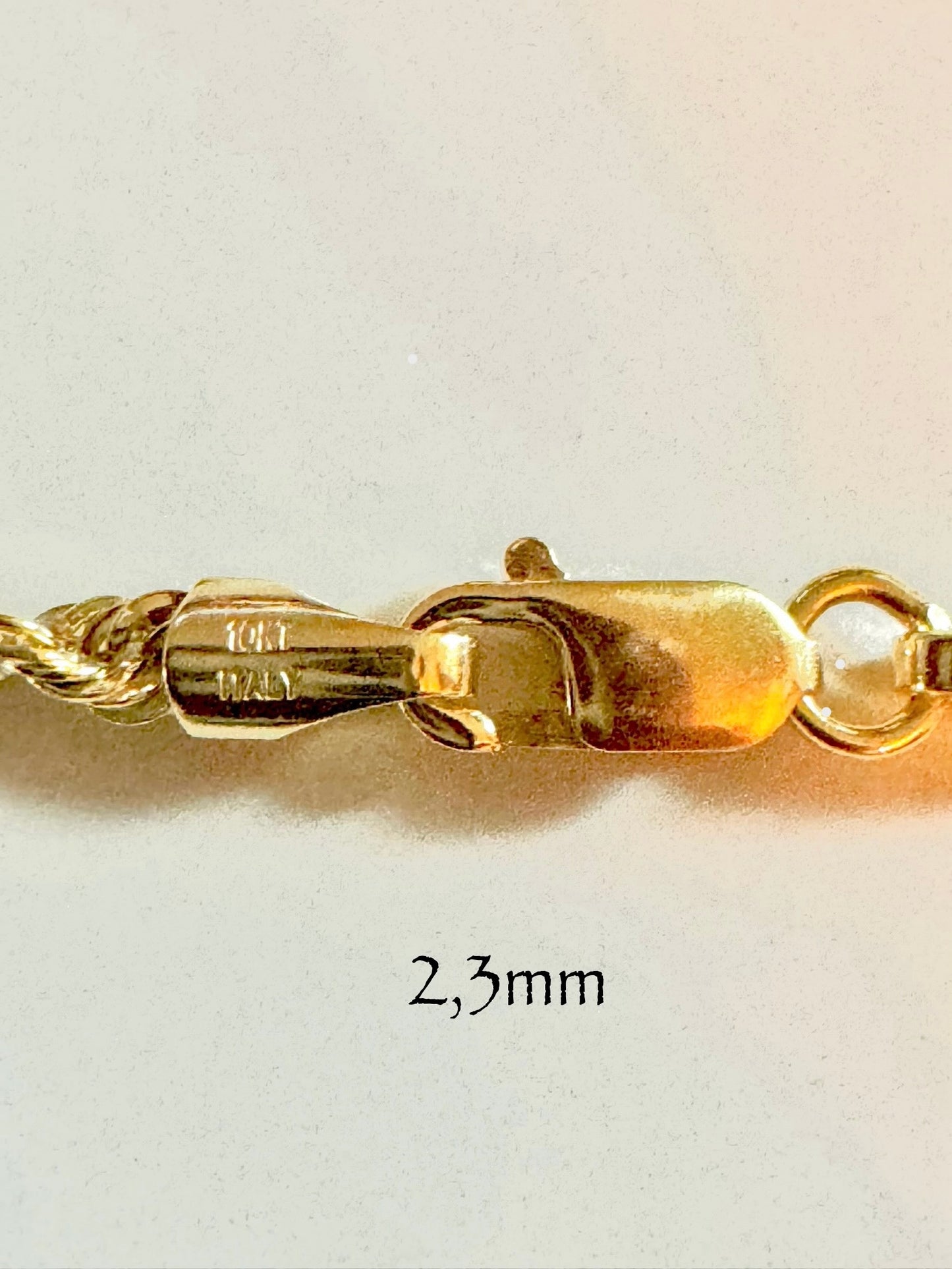 Chaîne en or torsadée diamantée 2,3 mm