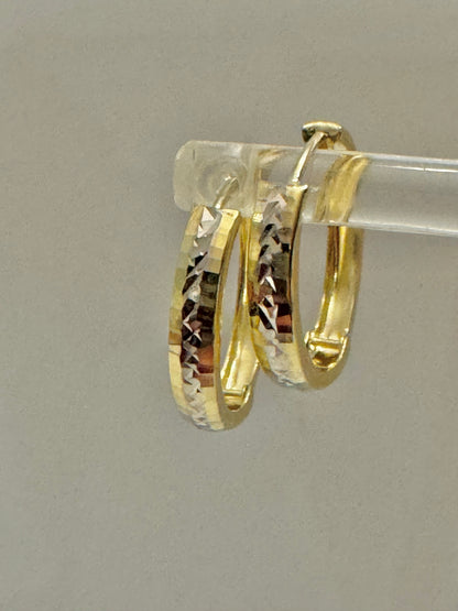 Boucles d’oreilles Huggies ligne d’or blanc or jaune et blanc 10k