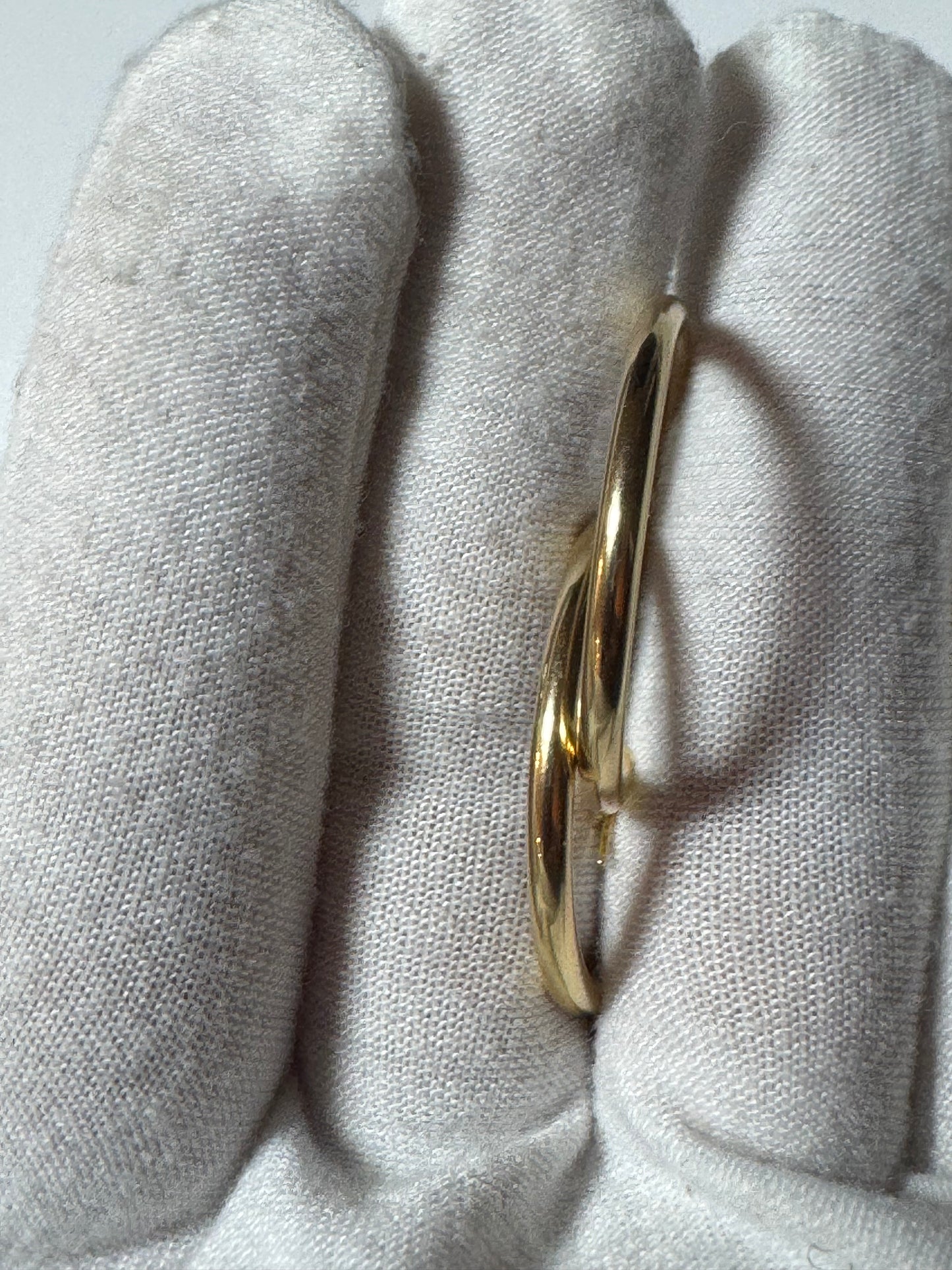 #317 boucles d’oreilles anneaux unis minces moyennes 2mm neuves en or 10k