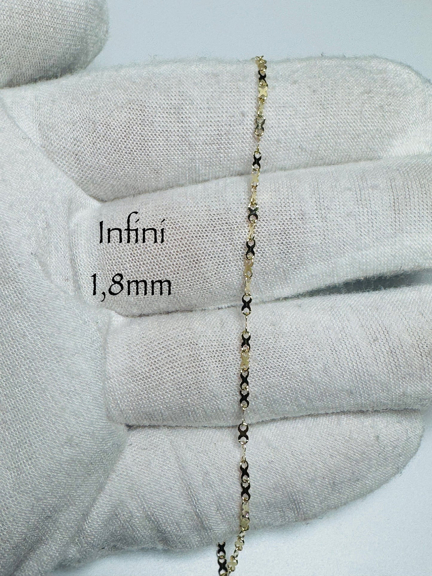 Chaîne infini 1,8 mm en or 10k