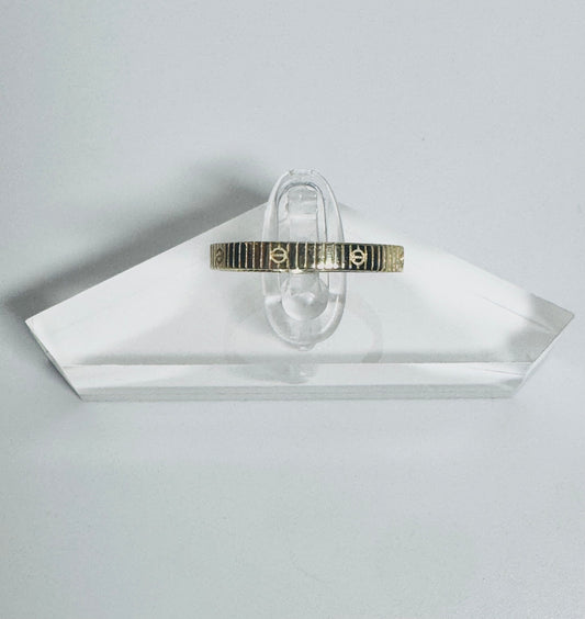 #212 bague lignée avec cercle en or 10k