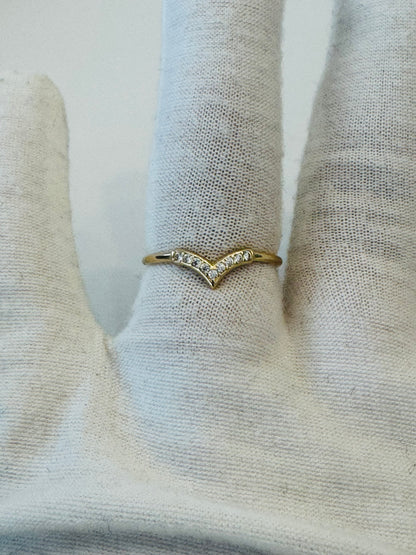 #206 bague en V en zircon en or 10k