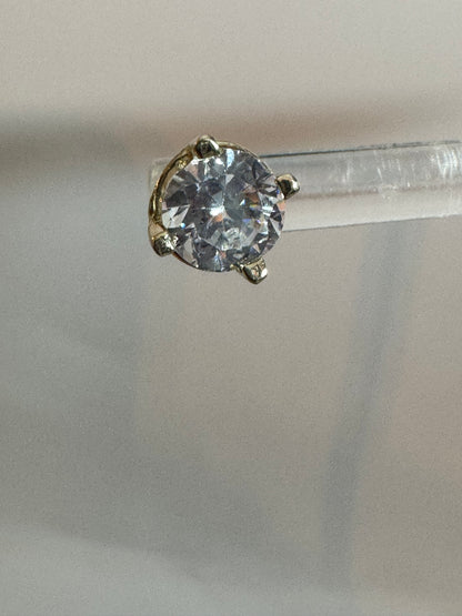 #317 10k Yellow Gold Round Zircon Stud Earrings 6.5mm