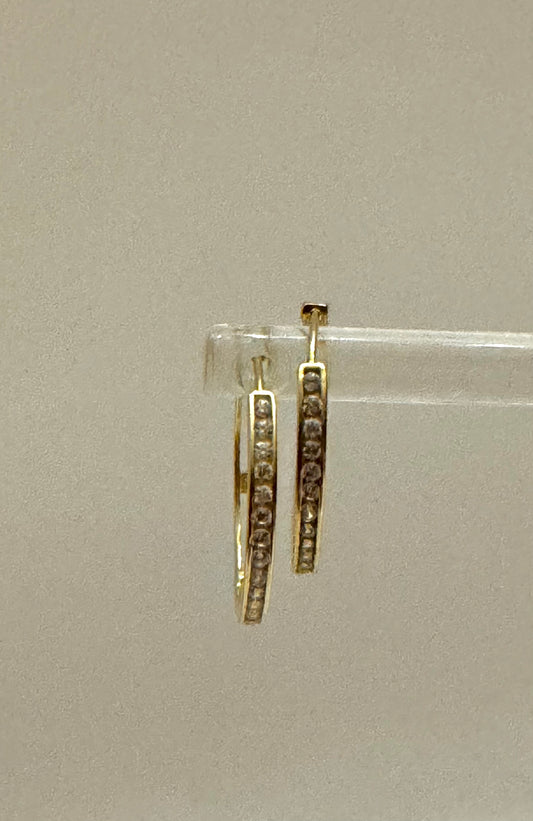 Gold earrings with zircon open at the back