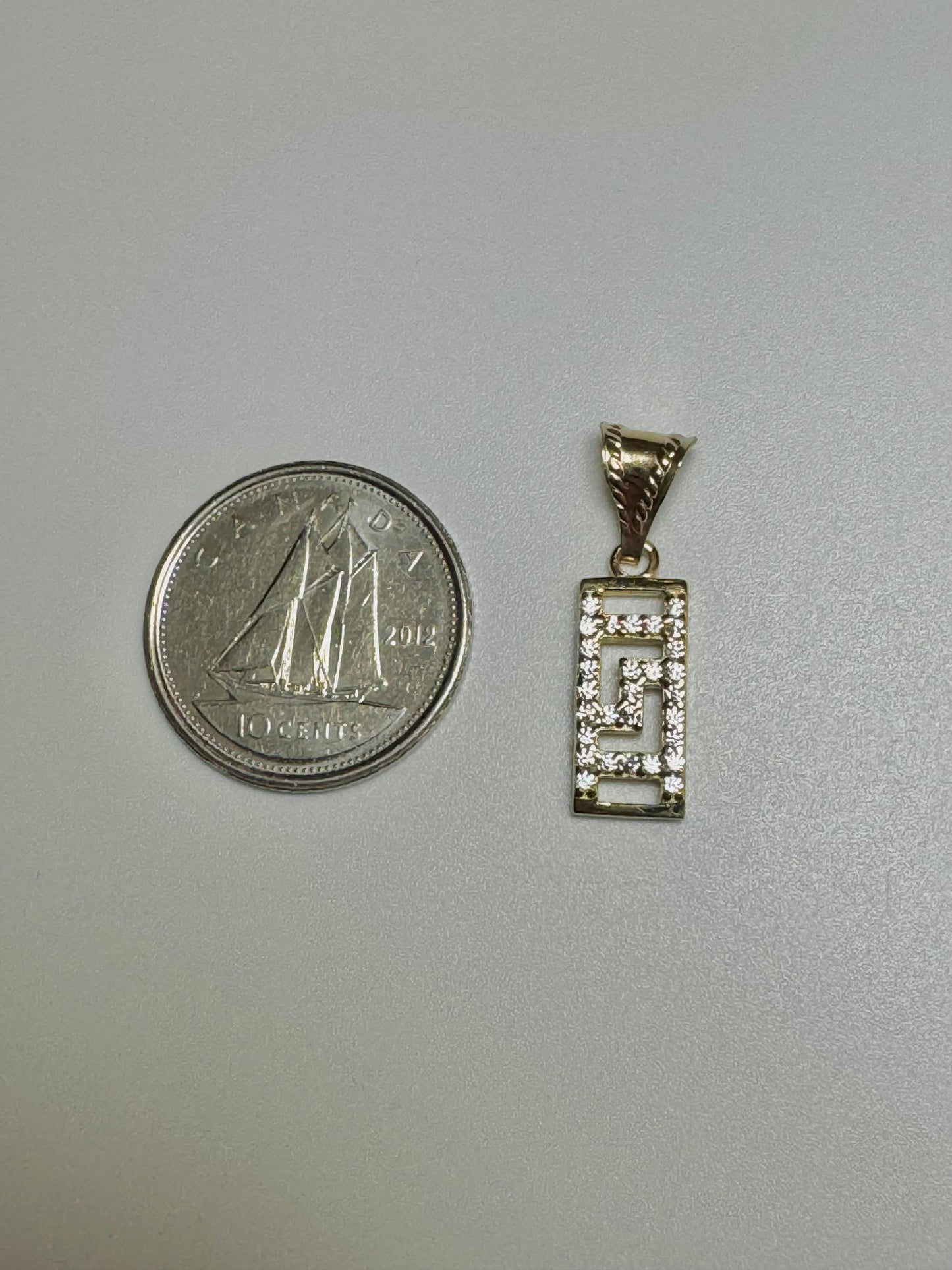 Rectangular Medusa Gold Pendant