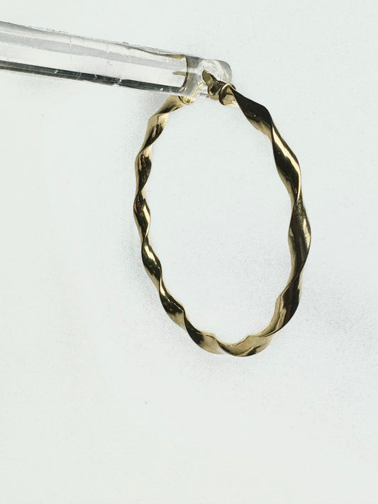 Plain wavy hoop gold earrings