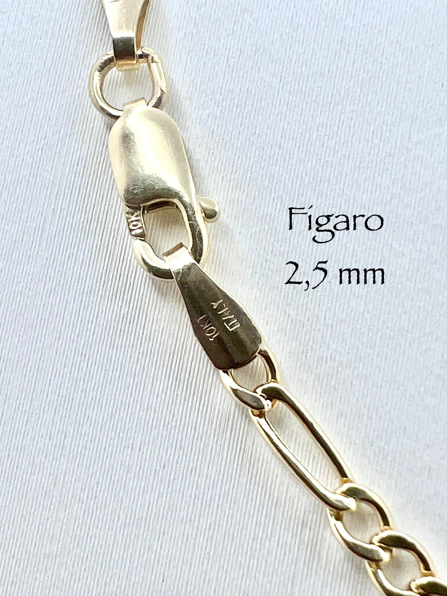 Cadena de oro Fígaro 2,5 mm.