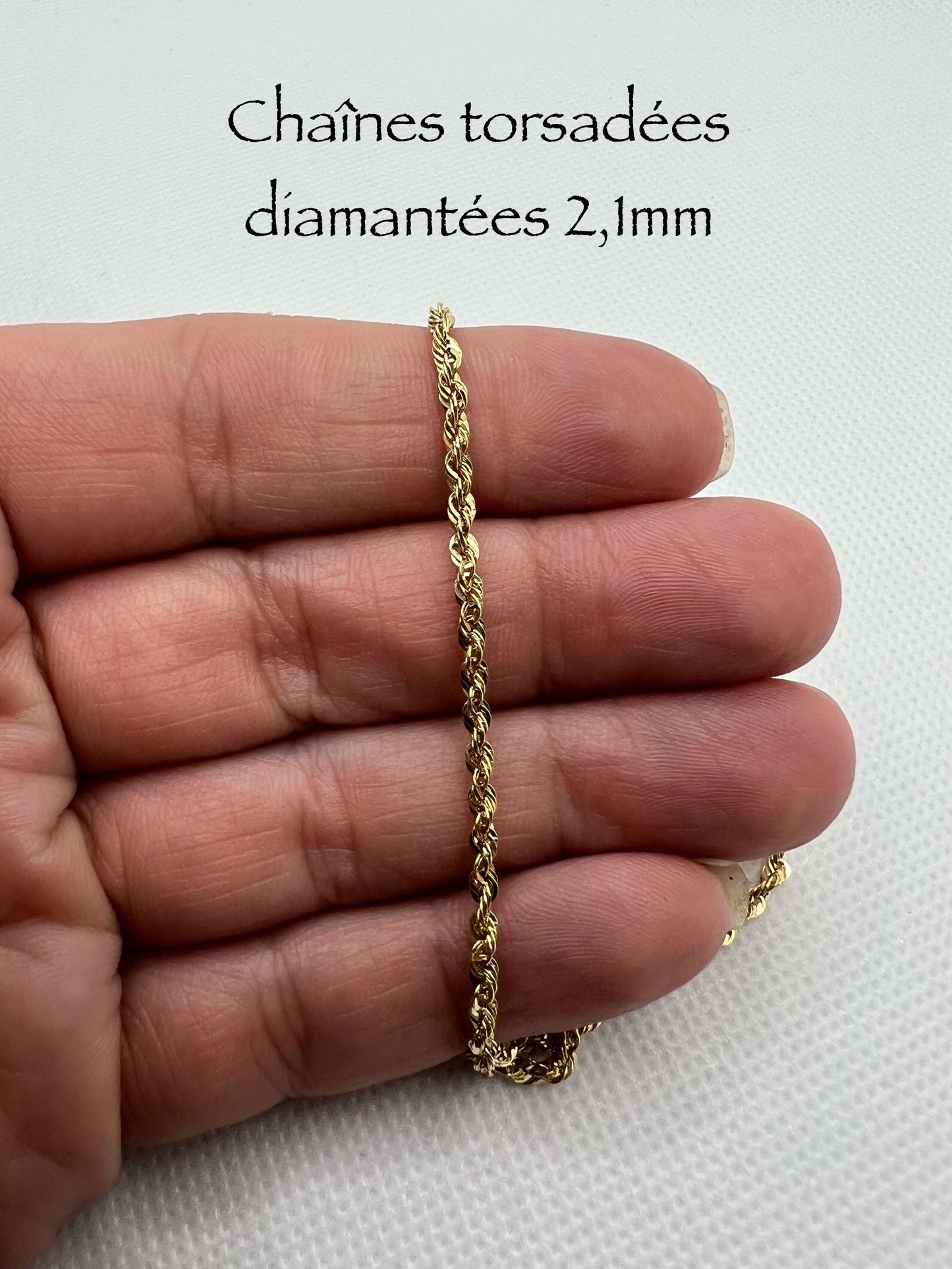 Chaîne en or torsadée diamantée 2,1 mm